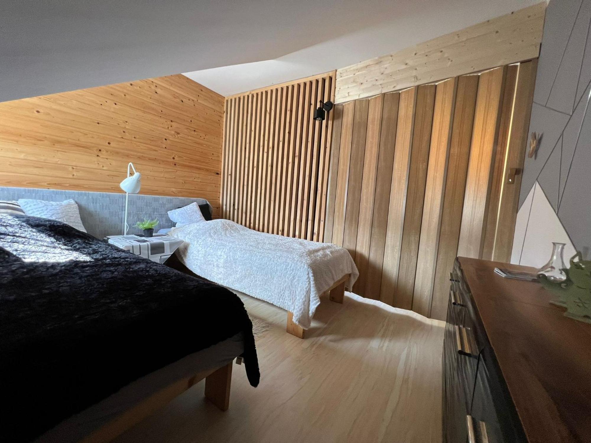Apartament 4 Plus 1 W Karkonoszach เยเลเนียกูรา ภายนอก รูปภาพ